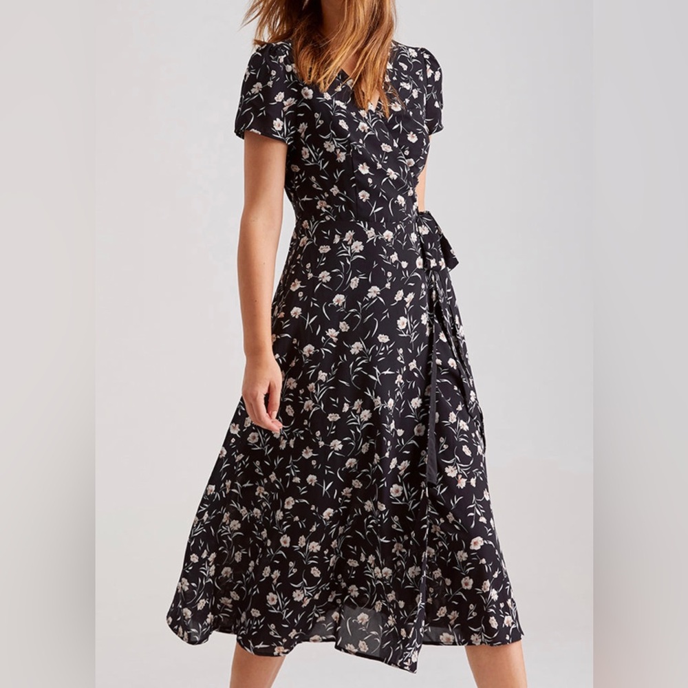 V- Neck Floral Tie Wrap Dress - Black
